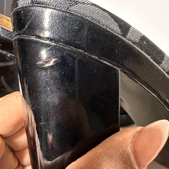 COACH Judith Platform slides 9B - Picture 6 of 9